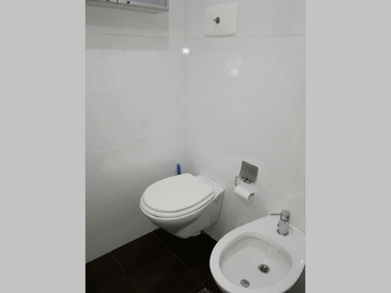 *NUEVO PRECIO* Semipiso en Venta en Recoleta 3 ambientes c depend 76 m2 + balcón - Sanchez De Bustamante 1700