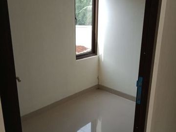 Rumah Siaphuni Dekat Stasiun Depok Lama gratis biaya" sampai dekat GDC Depok SHM