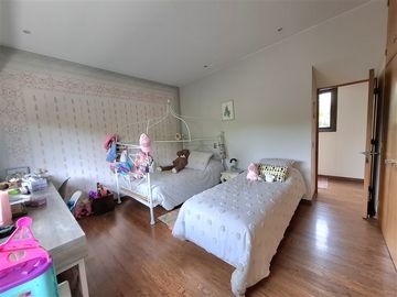 AP767 Moderna 328 m2 en 5005 de terreno 5 D 5B estar piscina