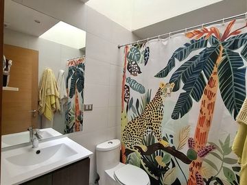 AP767 Moderna 328 m2 en 5005 de terreno 5 D 5B estar piscina