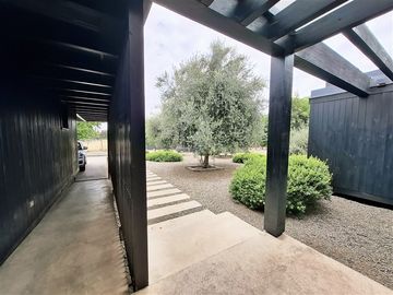 AP767 Moderna 328 m2 en 5005 de terreno 5 D 5B estar piscina