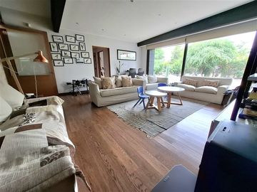 AP767 Moderna 328 m2 en 5005 de terreno 5 D 5B estar piscina
