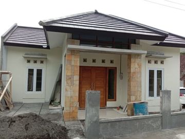 Rumah Baru 600jutaan Selatan Pasar Cebongan