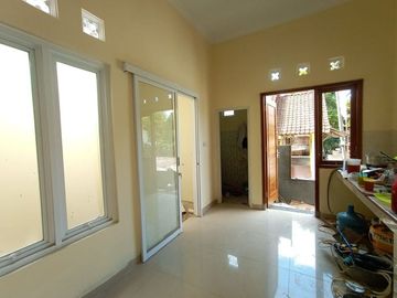 Rumah Baru 600jutaan Selatan Pasar Cebongan