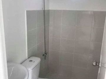 Frielle House Unit for Sale in Lessandra Sorsogon - Dave