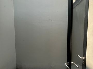 Rumah Minimalis 5 Menit ke Eka Hospital Grand Wisata Siap Huni J-52659