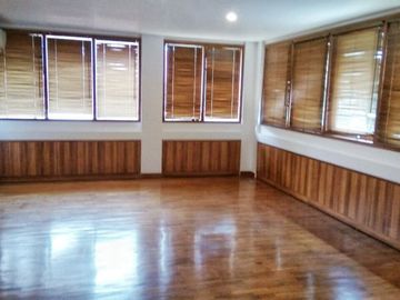 Disewakan Rumah Di Kemang Jakarta Selatan Kondisi Siap Huni