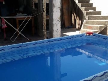 CASA  con 2 DEPTOs 2 AMB C/COCHERA M CORONADO Oportunidad