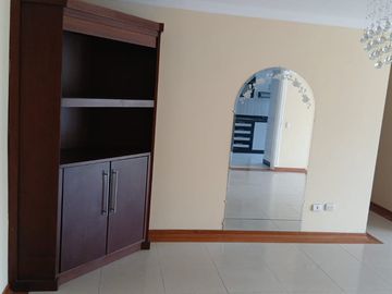 apartamento en arriendo en pinares. Cod A21352