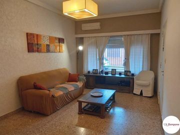 Casa en 3 plantas   4 Dorm 1 en suite con Vestidor.   Parrilla/ Pileta.  IMPERDIBLE !!!