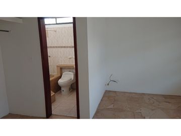 En venta hermosa casa en Manta 2000