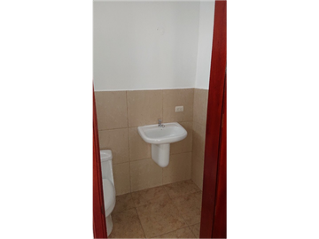 En venta hermosa casa en Manta 2000