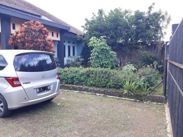 JUAL RUMAH VILLA TANAH LUAS DI CILEUNYI BANDUNG