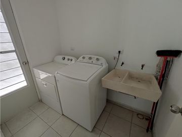 ALMERIA Casa en Venta en Apodaca MZC