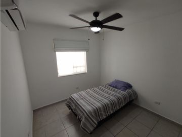 ALMERIA Casa en Venta en Apodaca MZC