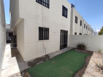 ALMERIA Casa en Venta en Apodaca MZC