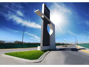 ALMERIA Casa en Venta en Apodaca MZC