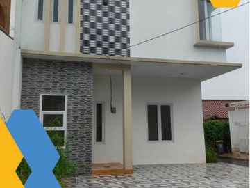 Melda Rumah Hook 2 Lantai Strategis Beji Tanah Baru