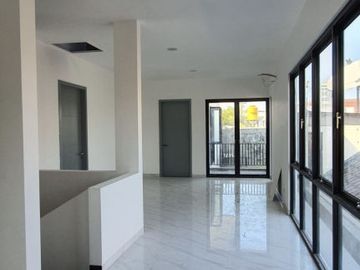 Hunian new ekclusive di kupang indah Surabaya