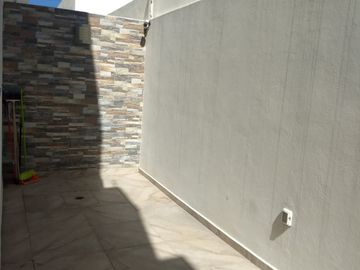 Casa venta valle de juriquilla Queretaro, condominio con alberca  precio de oportunidad