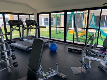 PENTHOUSE EN RENTA FRENTE AL MAR EN TORRE SENDERO I ARLETTE FLORES