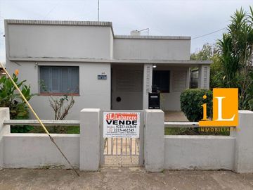 CASA CENTRICA EN CORONEL BRANDSEN