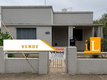 CASA CENTRICA EN CORONEL BRANDSEN