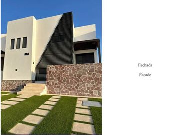 Villa con terraza y vista panorámica, Casa club, amenidades, El tezal, en venta.