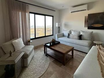 Villa con terraza y vista panorámica, Casa club, amenidades, El tezal, en venta.