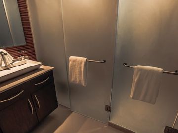 Departamento frente al mar, jacuzzi privado, en residencial privado con amenidad