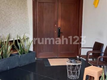 Rumah atau Tempat Usaha di Cipete Selatan, Cilandak