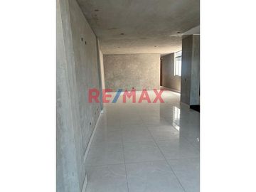 🌟 ¡Oportunidad única! 🌟

Descubre tu próximo hogar en La Esperanza, Trujillo. Este moderno departamento flat ofrece el equilibrio perfecto entre com