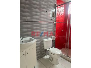 🌟 ¡Oportunidad única! 🌟

Descubre tu próximo hogar en La Esperanza, Trujillo. Este moderno departamento flat ofrece el equilibrio perfecto entre com