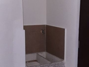DEPARTAMENTO CON BONITA VISTA, BIEN UBICADO
