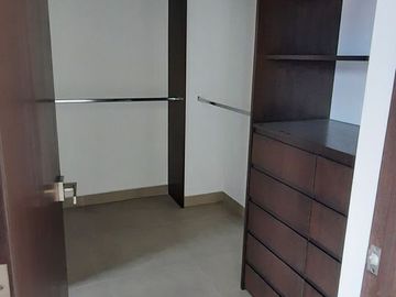 DEPARTAMENTO CON BONITA VISTA, BIEN UBICADO