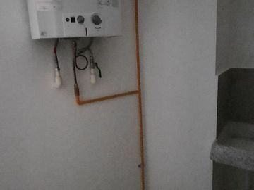DEPARTAMENTO CON BONITA VISTA, BIEN UBICADO