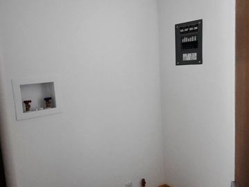 DEPARTAMENTO CON BONITA VISTA, BIEN UBICADO