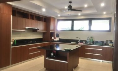 MODERN HOUSE WITH POOL FOR SALE IN ALABANG HILLS