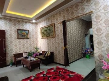 Rumah Purimas Hadap Selatan