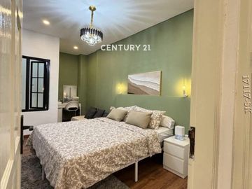 Dijual Rumah Siap Huni Bergaya American Classic Di Taman Palem