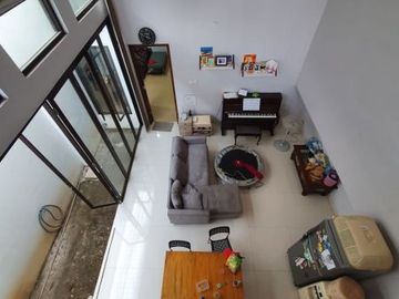 Rumah Bersih Hadap Timur Di Area Bintaro Sektor 1 Jaksel - Sc 5890 BR