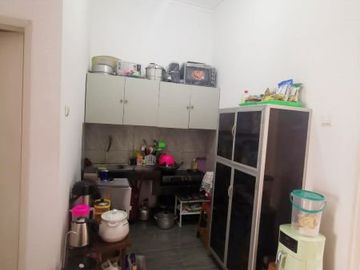 Di Sewakan Rumah 3 Kamar Siap Huni Dekat Tol di Taman Kopo Indah Bandung