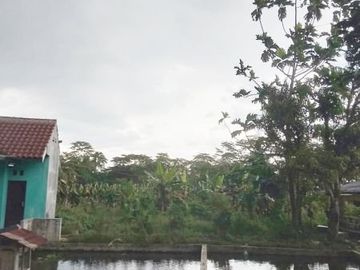 Dijual Tanah Pinggir Jalan di Bogor Lt 1,82 Hektar Shm 3 Juta/m&sup2; NEGO