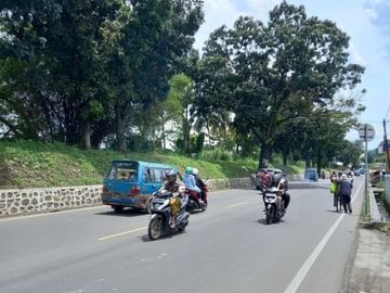 Dijual Tanah Pinggir Jalan di Bogor Lt 1,82 Hektar Shm 3 Juta/m&sup2; NEGO