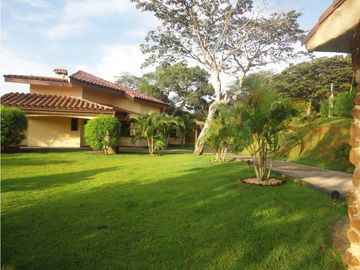 Vendo Villa en Cerro Azul