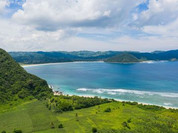 Twin Peaks, lokasi yang sudah langka di daerah tepi pantai