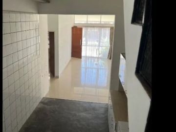 Jual rumah kluster terbaik Antapani LT 80m&sup2; LB 100m&sup2; 3KT 1Km 2lantai garasi carport keamanan 24jam SHM IMB bisa kpr