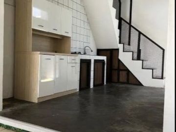 Jual rumah kluster terbaik Antapani LT 80m&sup2; LB 100m&sup2; 3KT 1Km 2lantai garasi carport keamanan 24jam SHM IMB bisa kpr