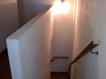 Casa en 2 plantas, ph al fondo con entrada propia independiente -  Lisandro de la Torre 3400, 3 ambientes, 2 baños, cochera. A estrenar!