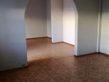 Casa en 2 plantas, ph al fondo con entrada propia independiente -  Lisandro de la Torre 3400, 3 ambientes, 2 baños, cochera. A estrenar!